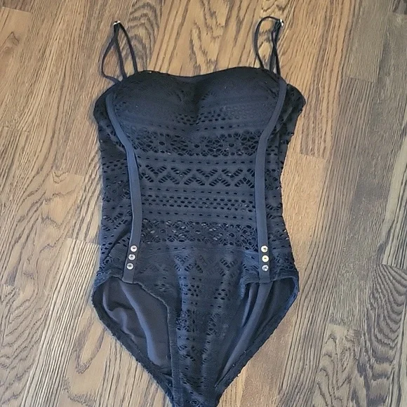 Lookbook crochet one piece swimsuit - Picture 8 of 11